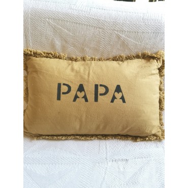 Coussin "PAPA" ocre ou...